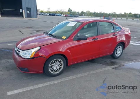 2010 Ford Focus Se z USA, uszkodzony, nr VIN 1FAHP3FN2AW106716